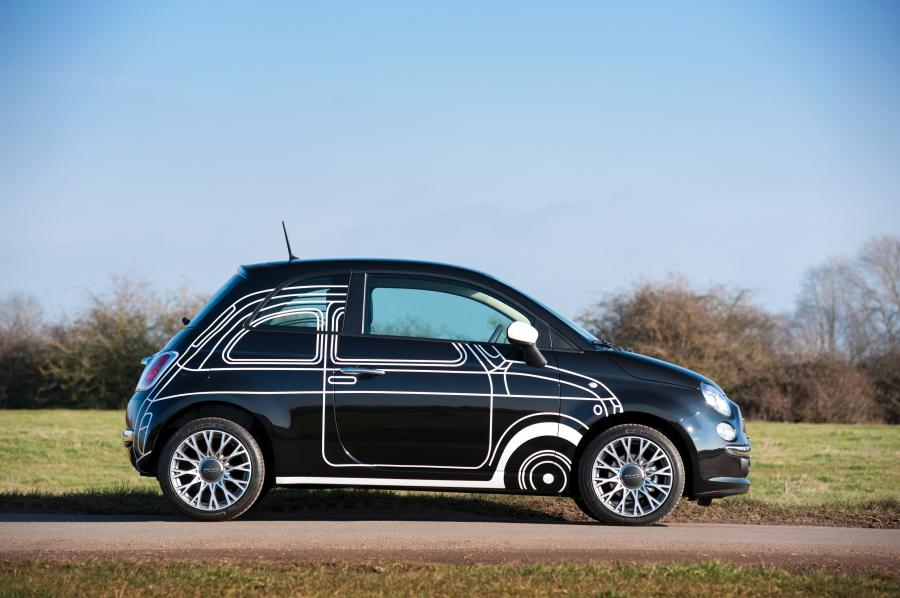 Fiat 500 Ron Arad 2015 года  (UK) (фото 3 из 4)